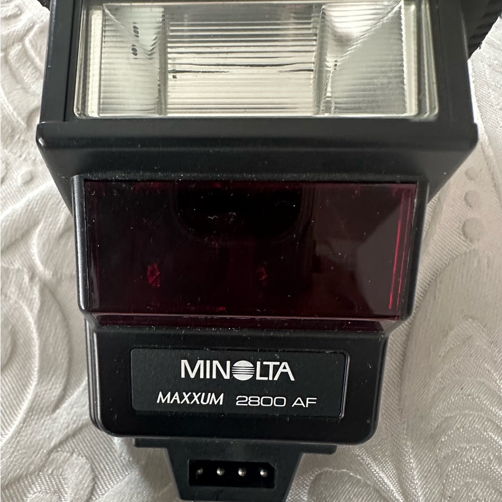Minolta Flash - Picture 3 of 9